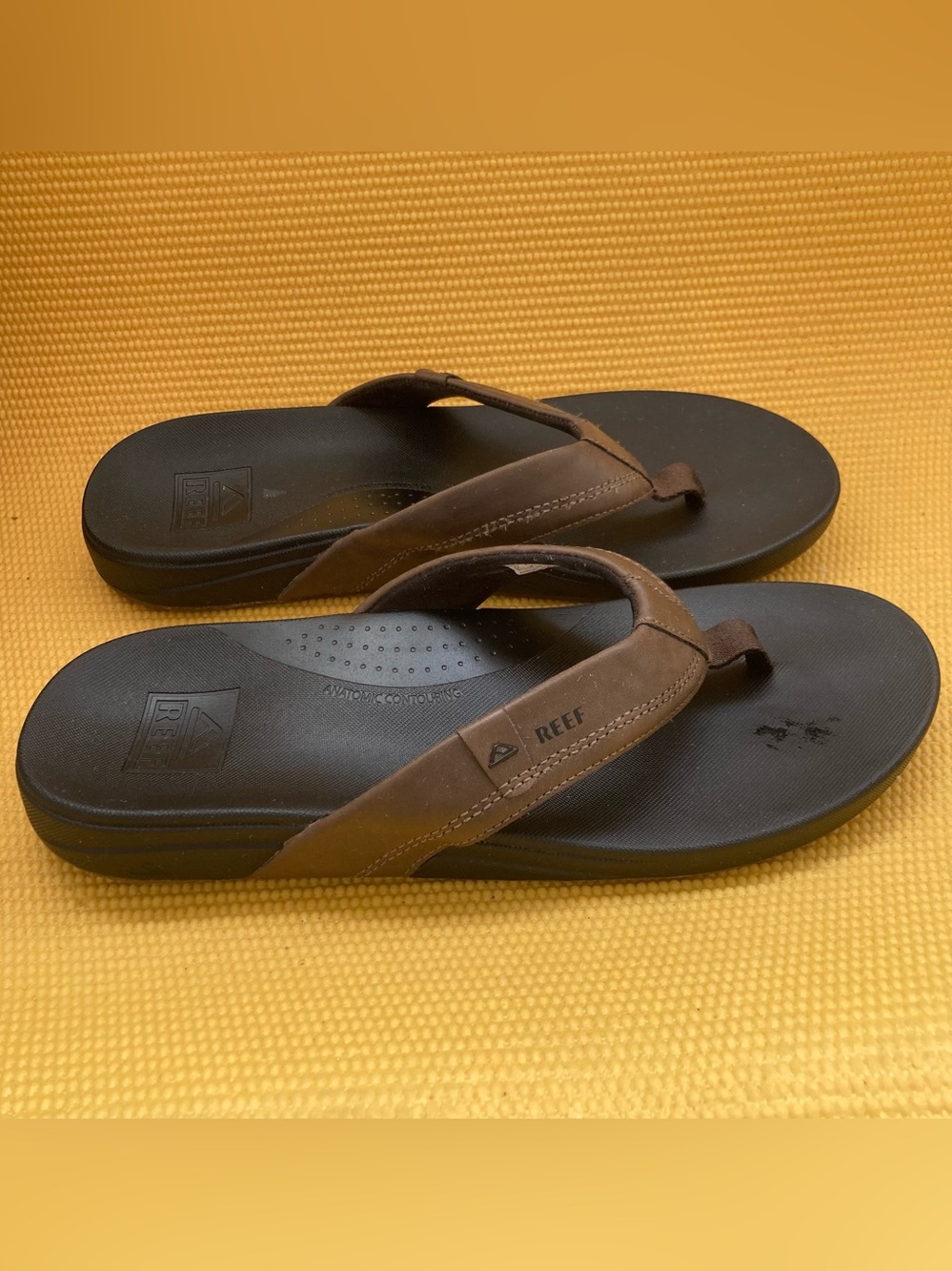 Reef Mens Cushion Spring Comfort Brown Flip Flop Sandals Size 12 Beach - Picture 1 of 9